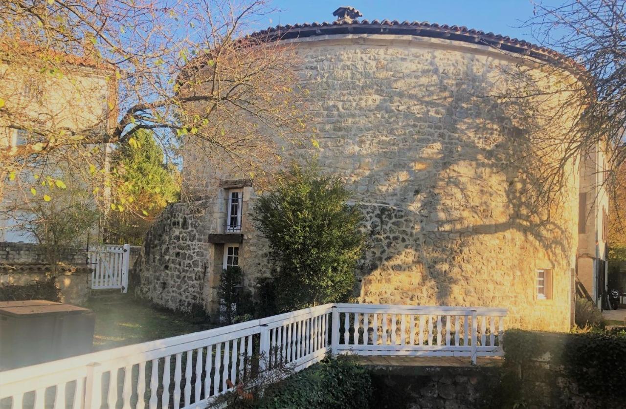 Gite Du Moulin Villa Pranzac Exterior foto